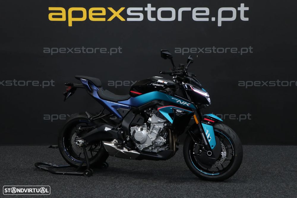 CF Moto 675NK CHAMPION BLUE - 1