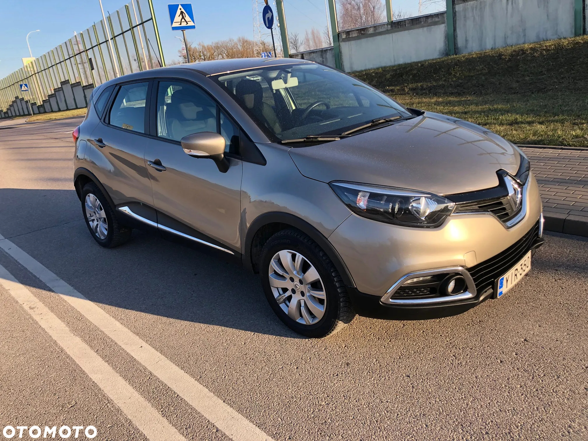 Renault Captur ENERGY TCe 120 EDC Dynamique - 3
