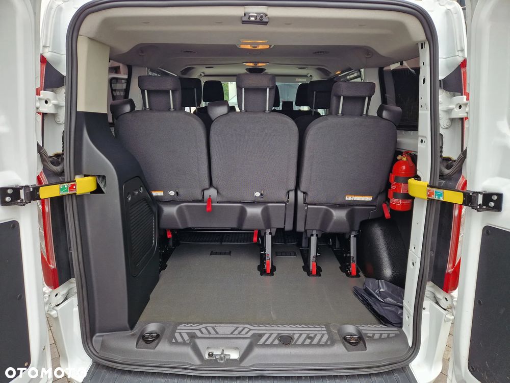 Ford Transit Custom - 9