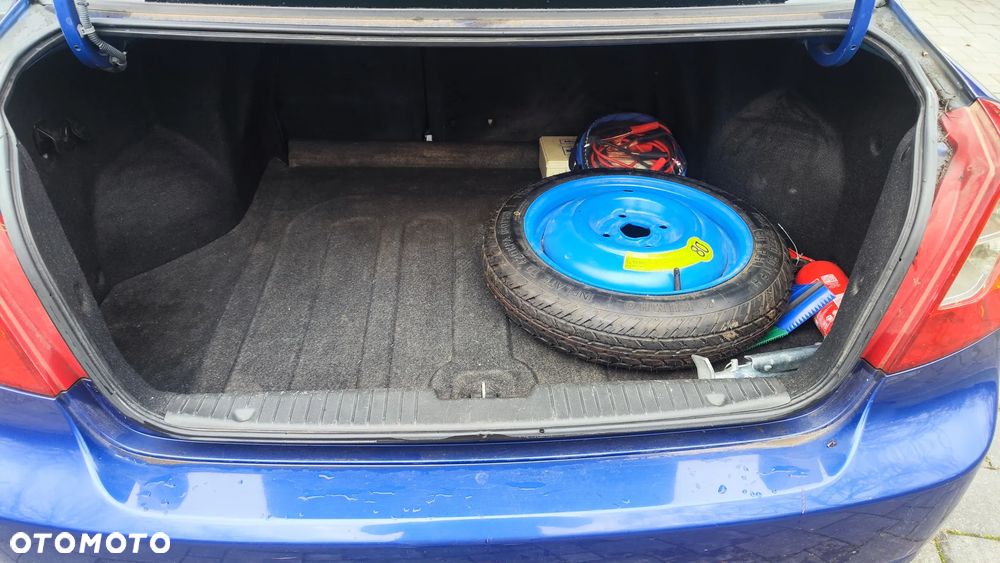 Chevrolet Nubira - 8