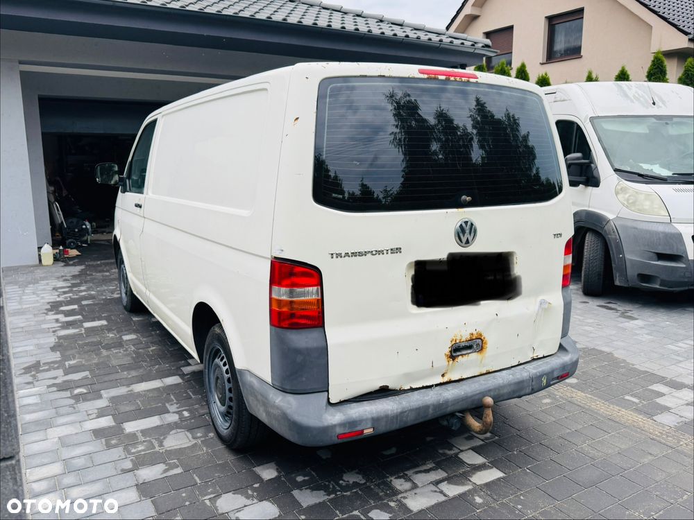 Volkswagen Transporter T5 - 6