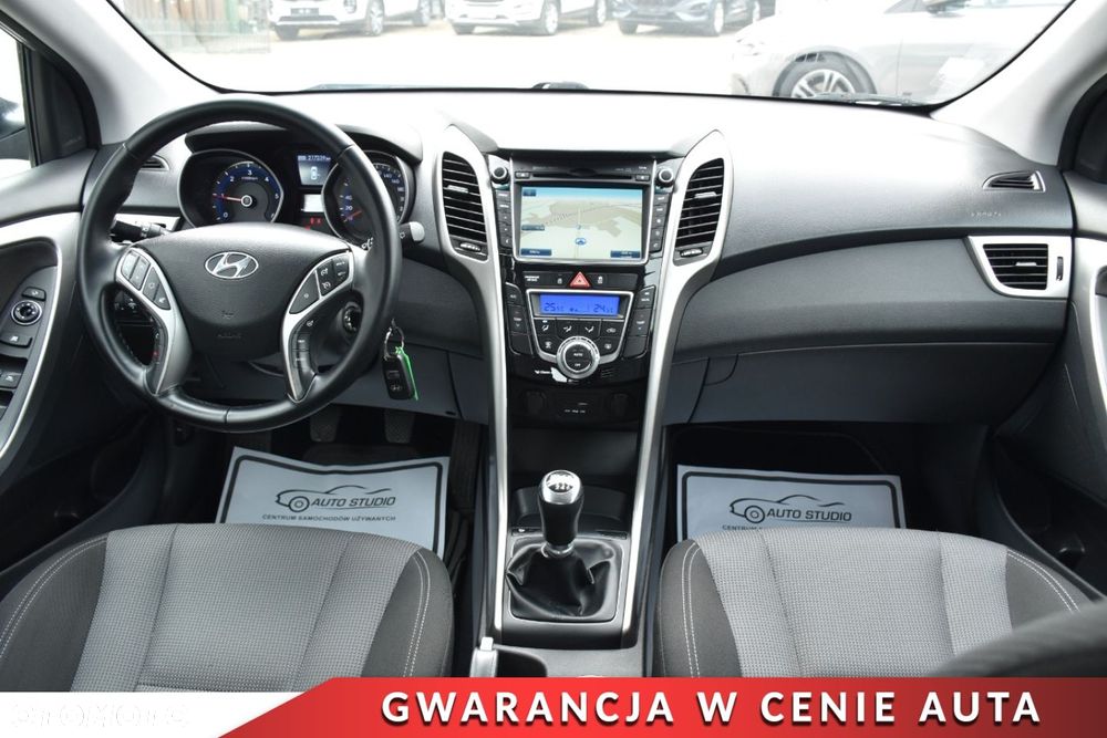 Hyundai i30 1.6 CRDi Fifa World Cup Edition - 5