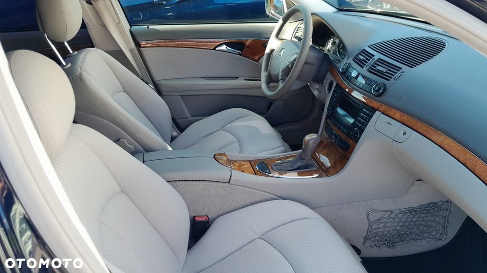 Mercedes-Benz Klasa E 320 Elegance - 15