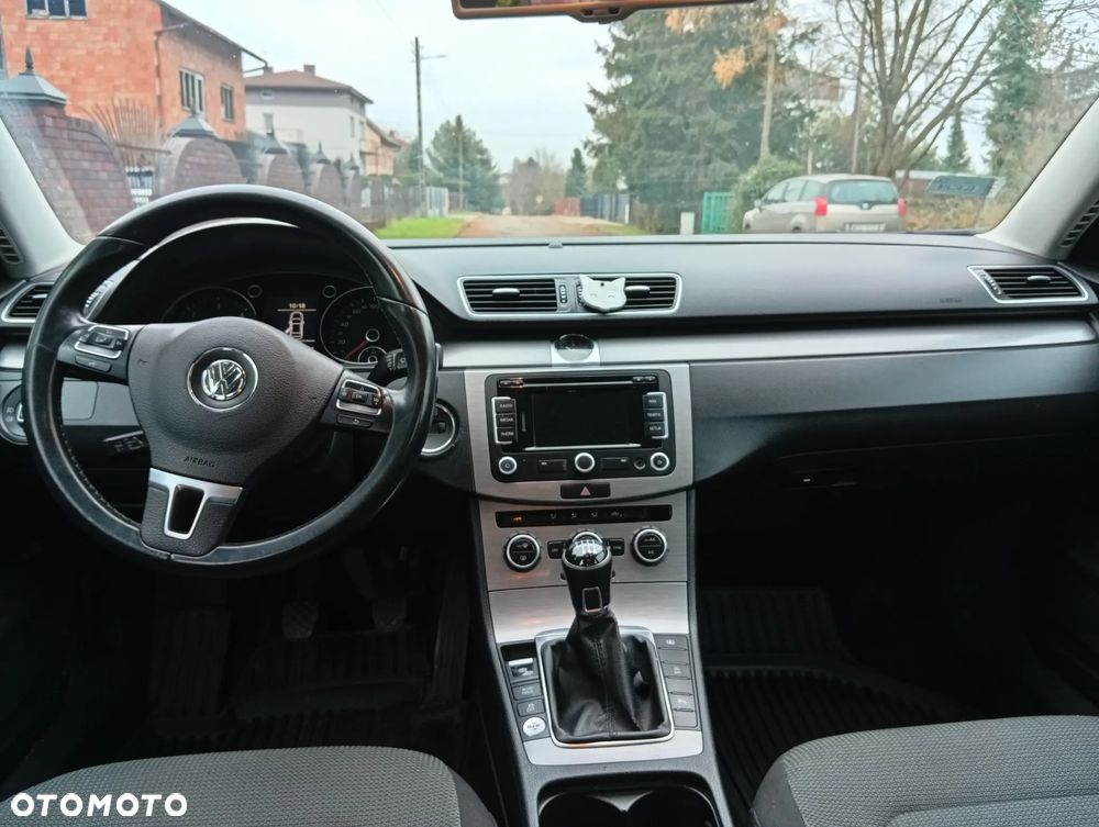 Volkswagen Passat 2.0 TDI Comfortline - 3