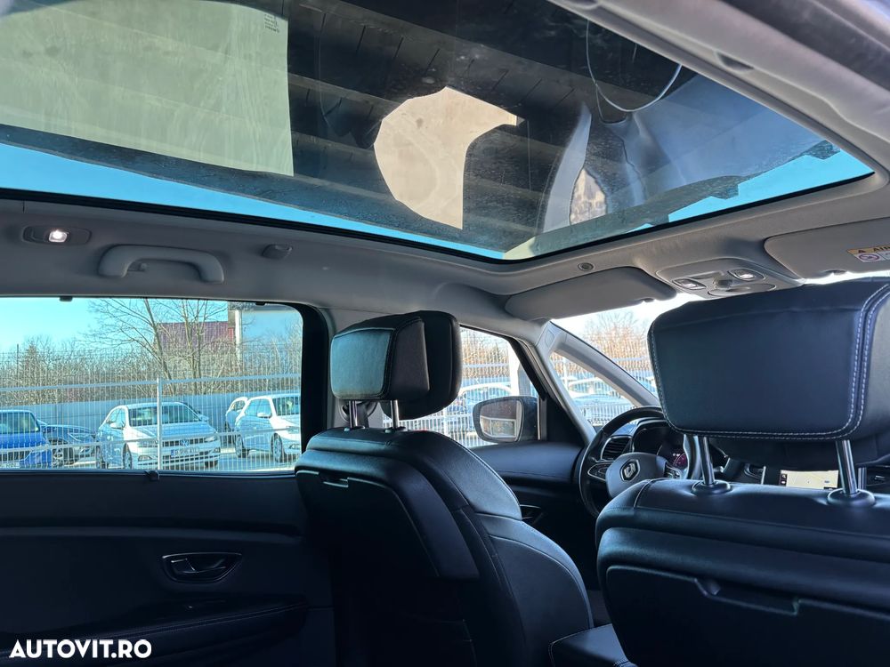 Renault Grand Scenic - 33