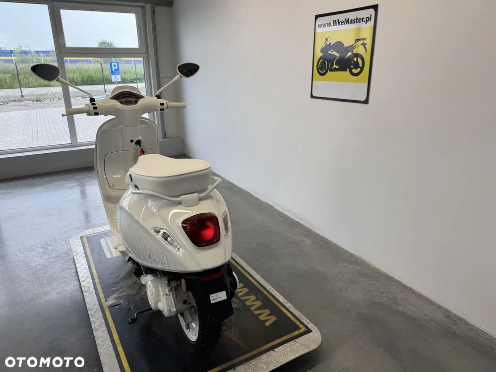 Piaggio Vespa - 7