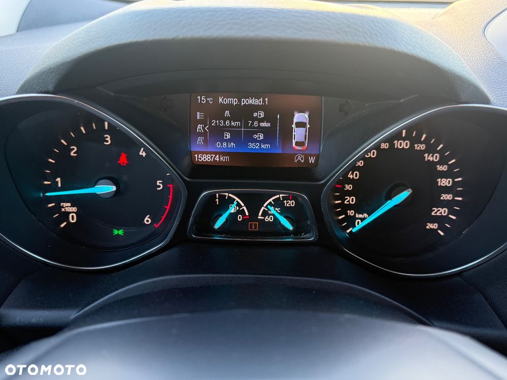 Ford Kuga 2.0 TDCi 2x4 Titanium - 28