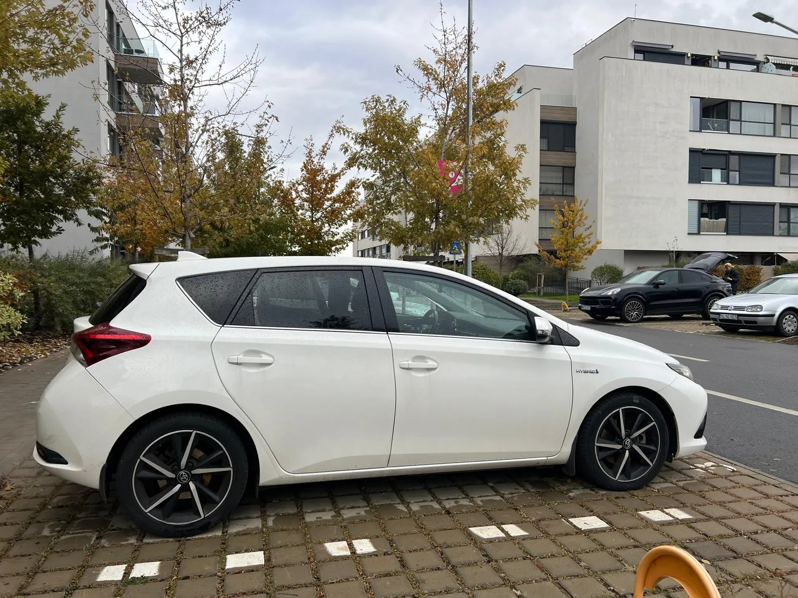 Toyota Auris 1.8 L VVT-i HSD MY17 - 8