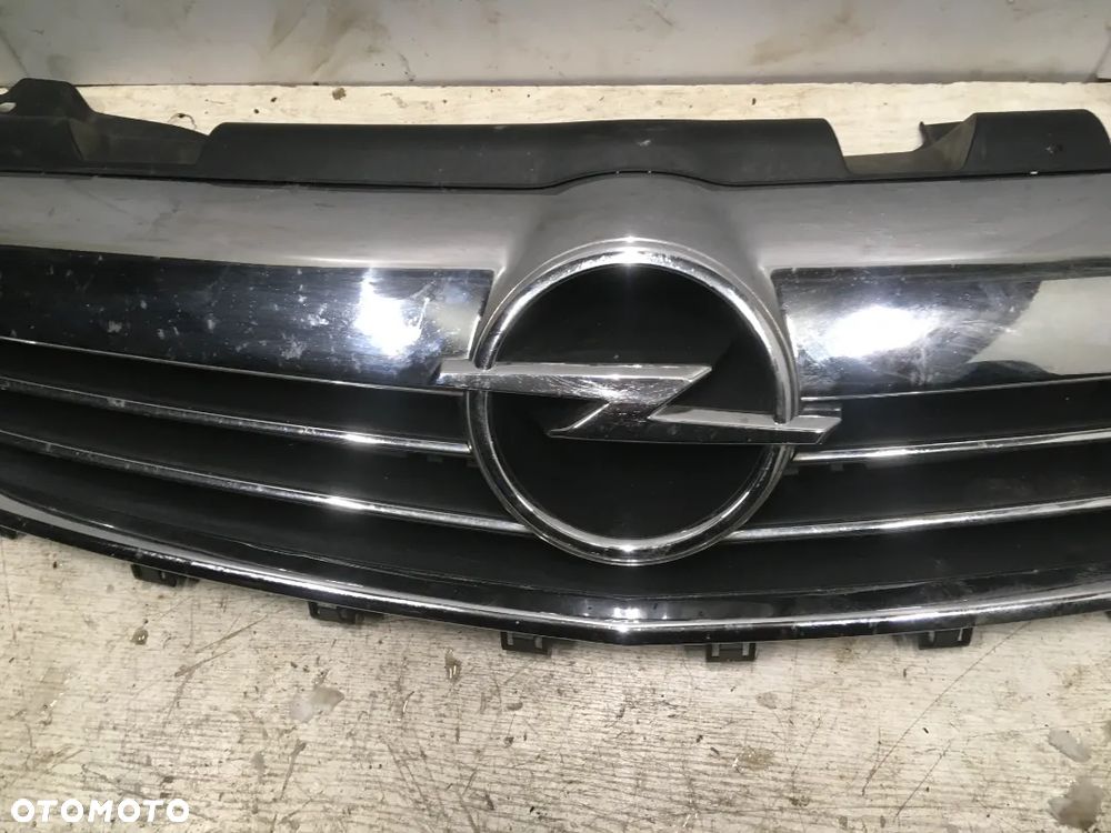 ATRAPA GRILL OPEL ZAFIRA B LIFT 13247331 - 3