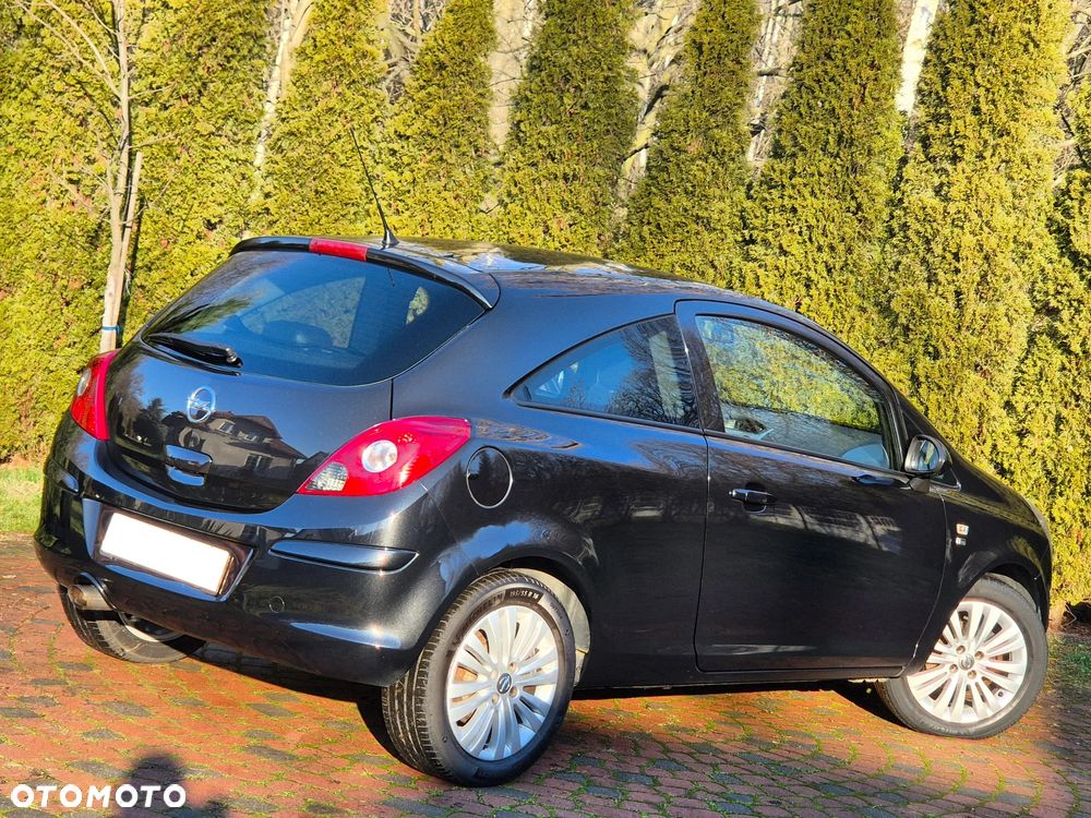 Opel Corsa 1.4 16V EcoFLEX Start-Stop 150 Jahre - 22