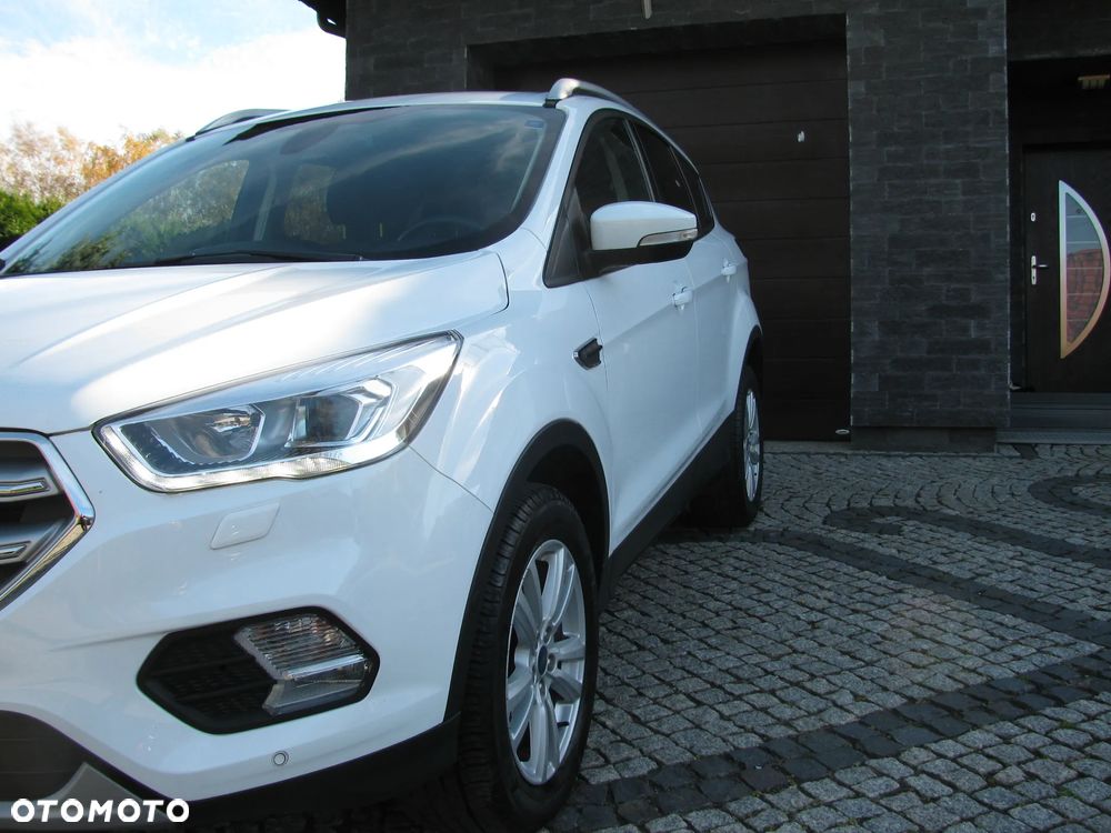 Ford Kuga 1.5 EcoBoost 2x4 Trend - 26