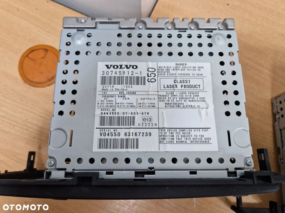 VOLVO S60 I V70 II XC70I LIFT RADIO  HU-650 30745812 - 5