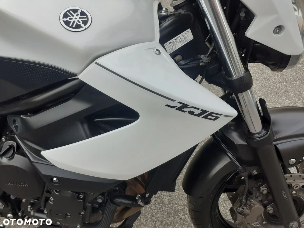 Yamaha XJ - 2