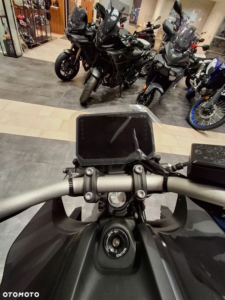 Yamaha MT - 30
