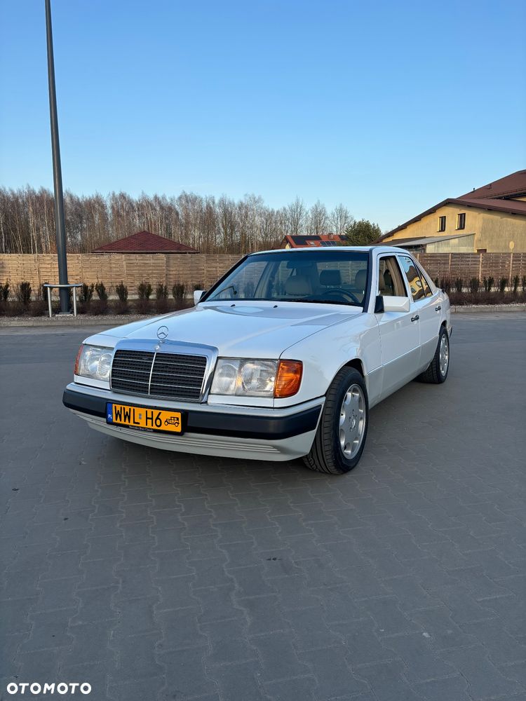 Mercedes-Benz W124 (1984-1993) - 1