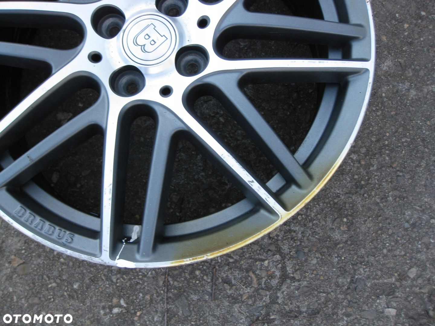 BRABUS FELGA ALUMINIOWA 7"x 17" ET43 4X100 403005930R - 2