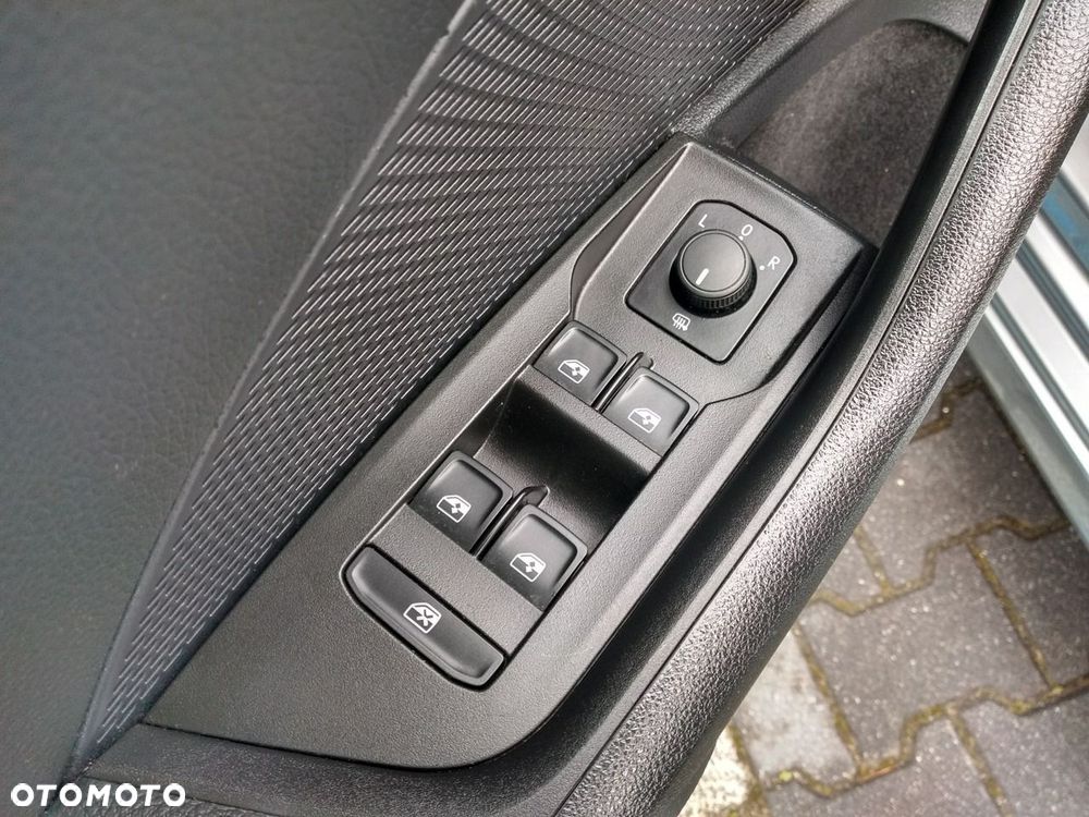 Skoda Octavia 1.5 TSI Essence - 15