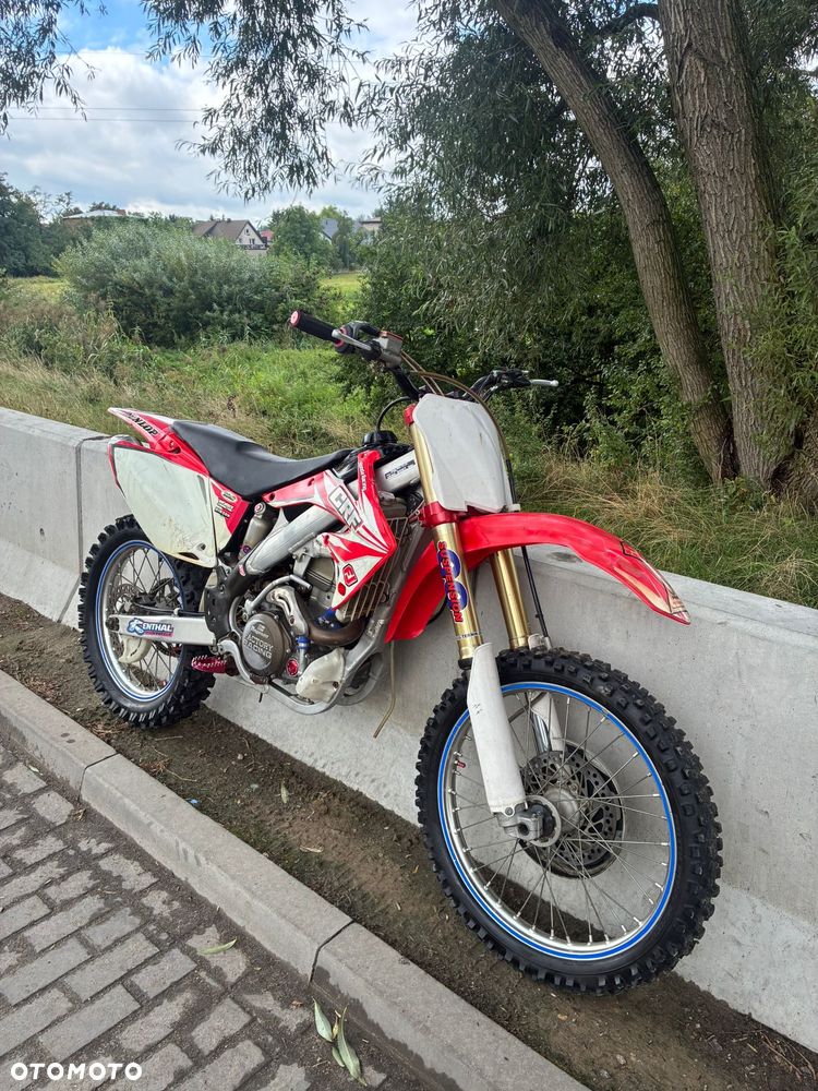 Honda CRF - 4