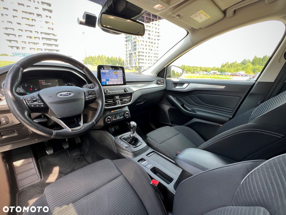Ford Focus 1.5 EcoBoost Titanium Business - 12