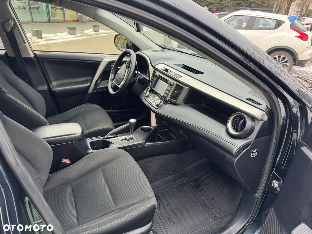 Toyota RAV4 - 15