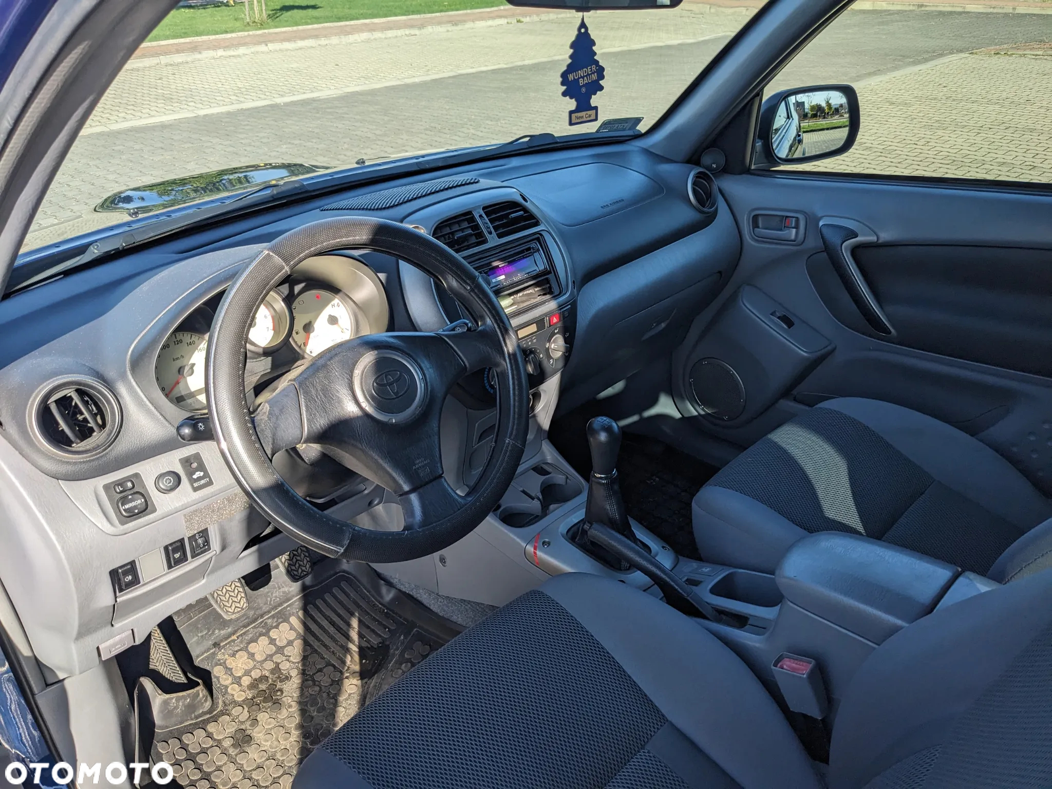 Toyota RAV4 D-4D 4x4 - 14