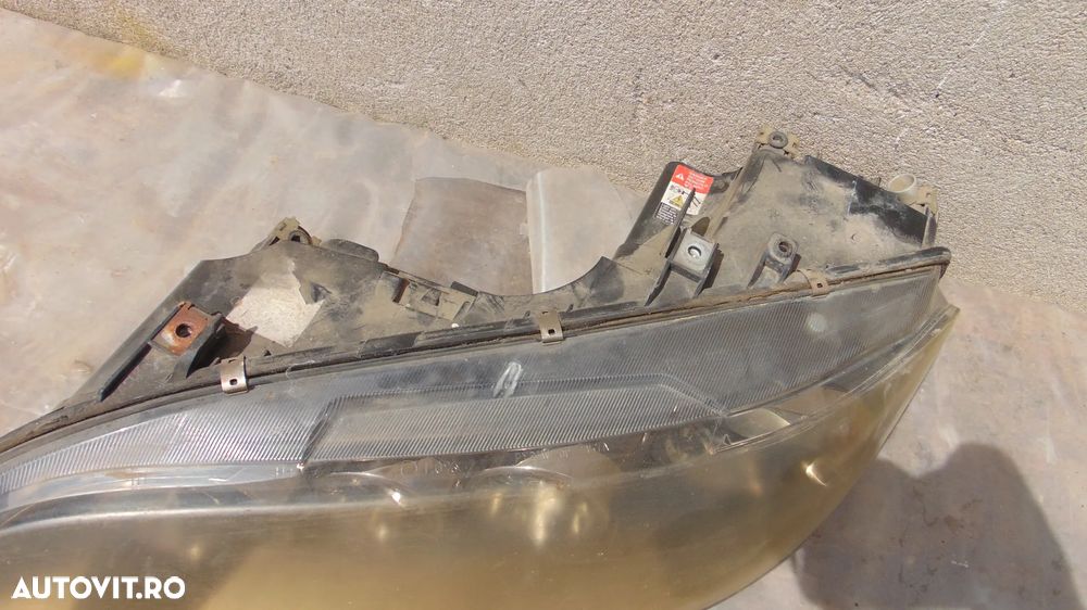 Far xenon cu lupa stanga/dreapta Mazda 6 an 2002-2008 - 5