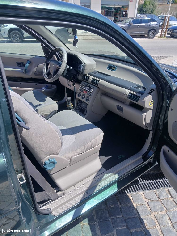 Land Rover Freelander 2.0 Td4 - 1