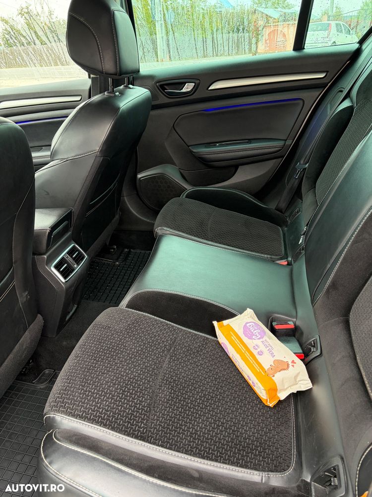 Renault Megane ENERGY dCi 110 Start & Stop Bose Edition - 8