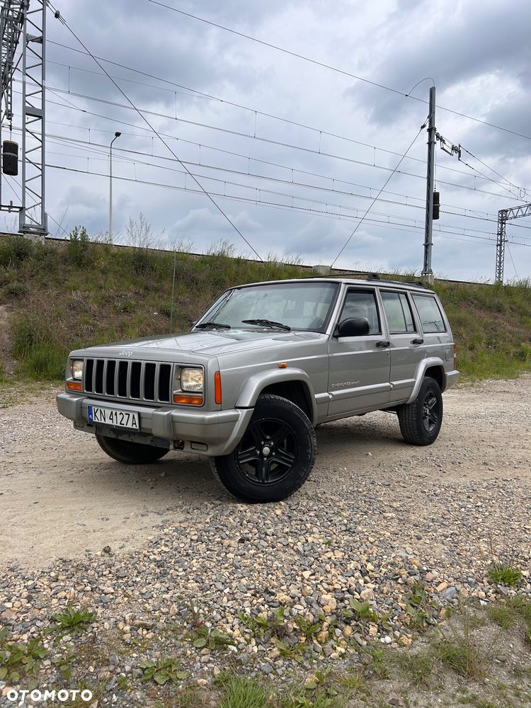 Jeep Cherokee 4.0 - 1