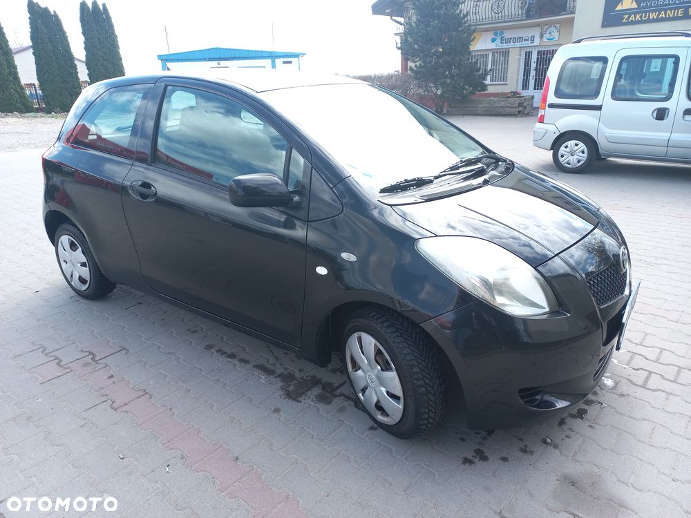 Toyota Yaris 1.0 Luna A/C - 34
