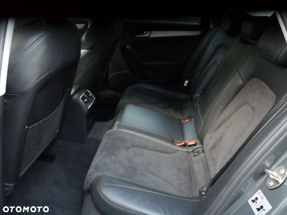 Audi A4 Allroad 2.0 TDI Quattro - 34