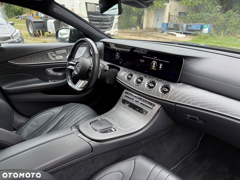 Mercedes-Benz CLS 220 d 9G-TRONIC AMG Line - 9