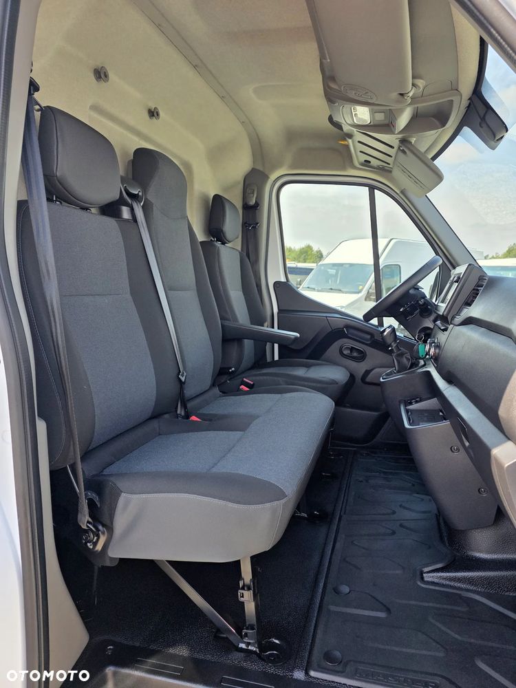 Renault MASTER 2,3 DCI 150 KONNY ŚREDNIAK WYSOKI L2H2 KLIMA KAMERA NAVI LEDY 149TKM PRZEBIEGU GWARANCJA - 18