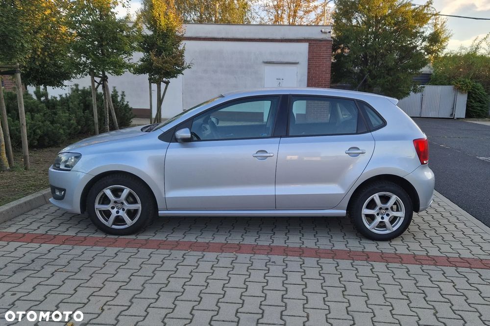 Volkswagen Polo 1.4 16V Comfortline - 5
