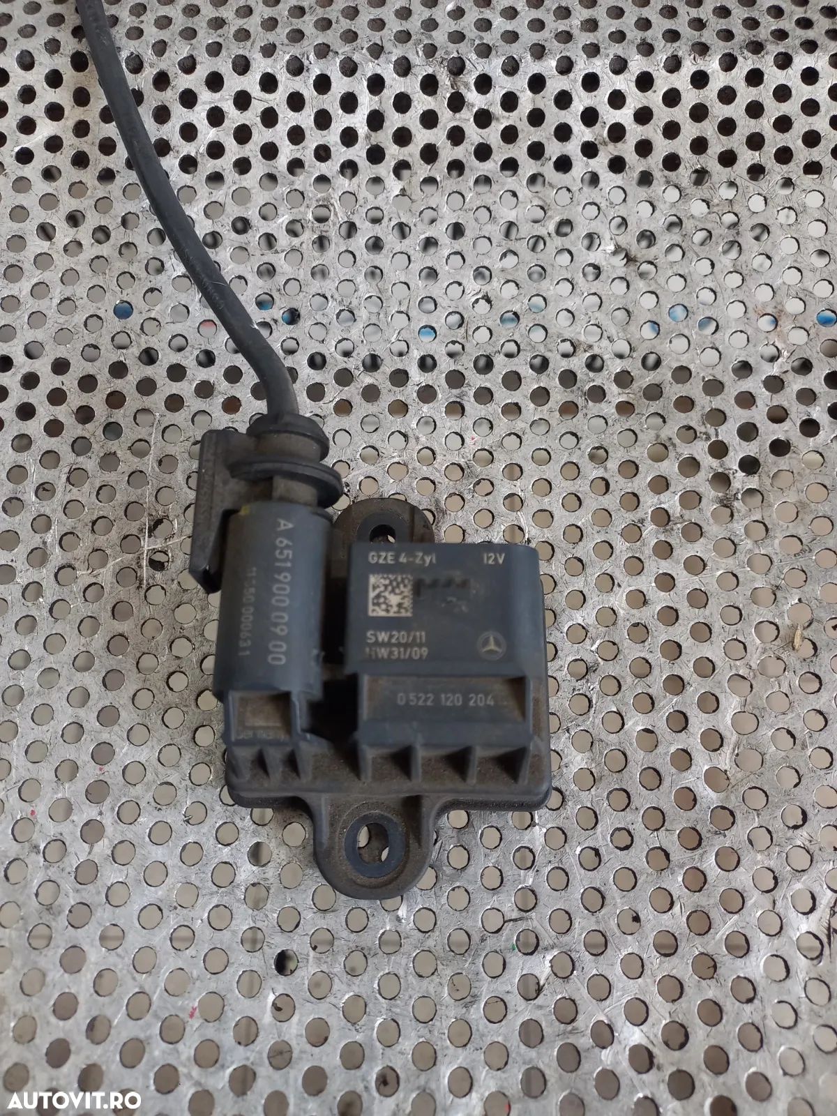 Releu Bujii Mercedes C/E Class ClK Cls Vito Sprinter 2.2 Cdi Euro 5 Motor 651 Cod A - Dezmembrari A - 1