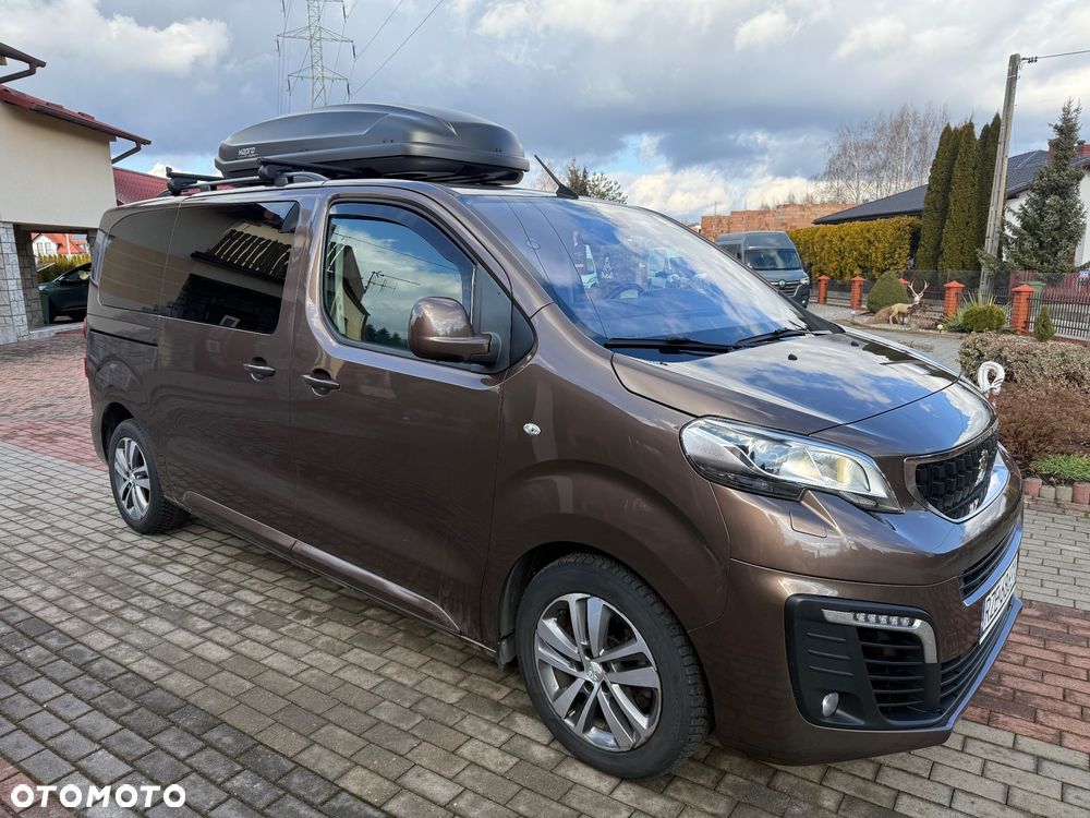 Peugeot Traveller - 3