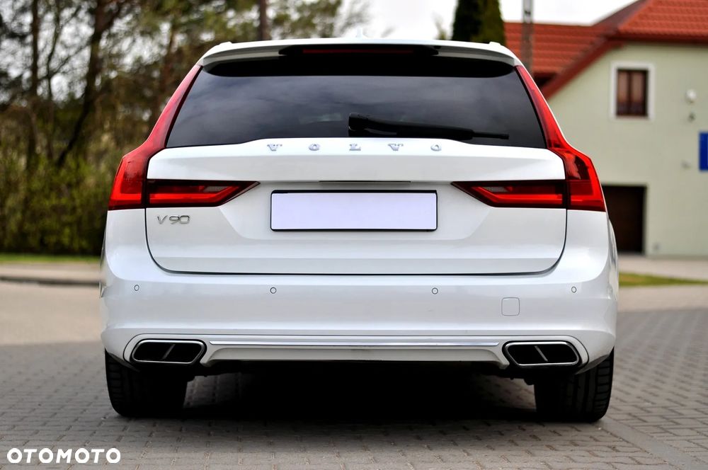 Volvo V90 D4 SCR Momentum Pro - 15