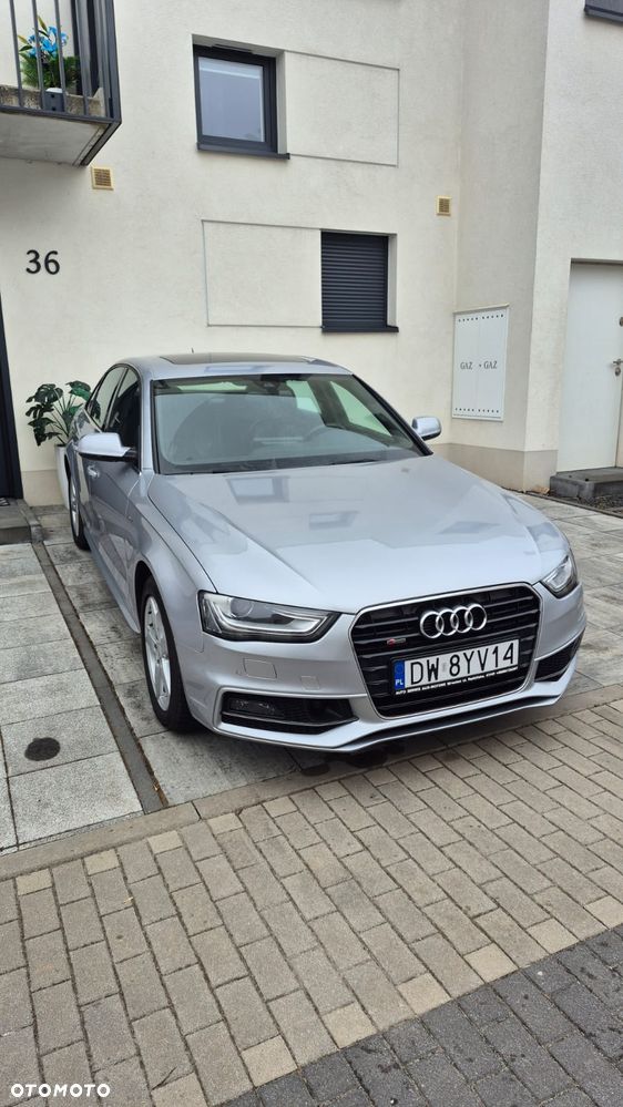 Audi A4 Limousine - 2