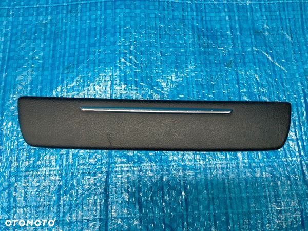 Audi A8 D4 Osłona Schowka Listwa 4H085319024A