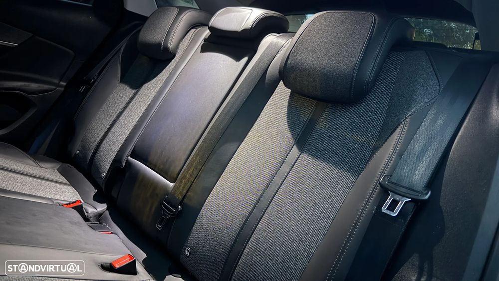 Peugeot 2008 e-HDi FAP 92 STOP & START Allure - 7