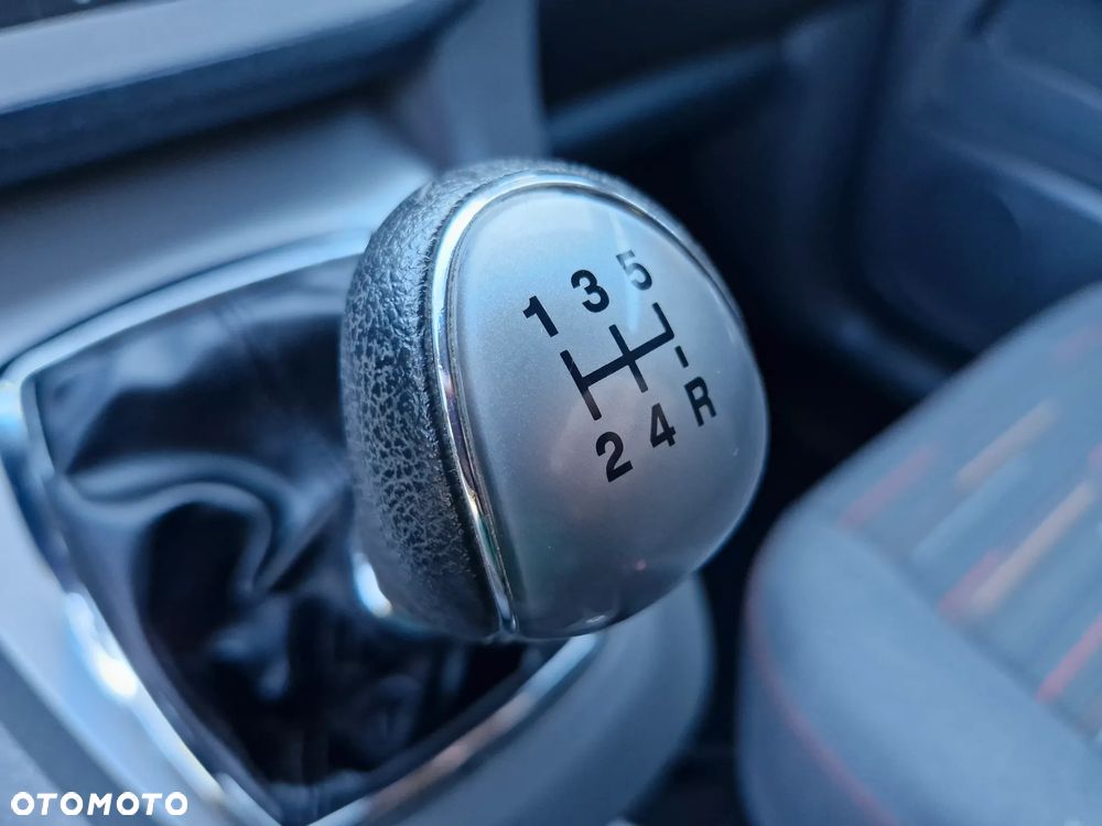 Ford C-MAX 1.6 Gold X - 23