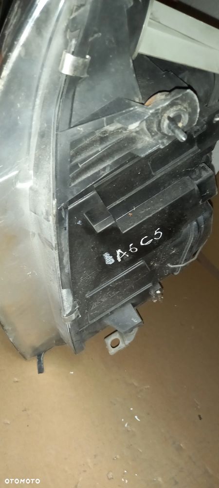 Lampa przód przednia lewa Audi A6C5 - 3