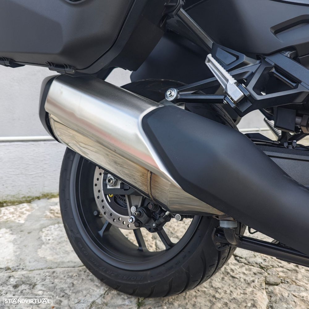 Honda NT 1100 DCT - 13