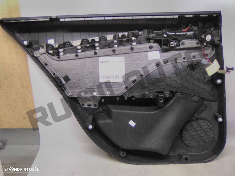 Forra De Porta Trás Direita 5e786_7024k Skoda Octavia Iv Combi - 2