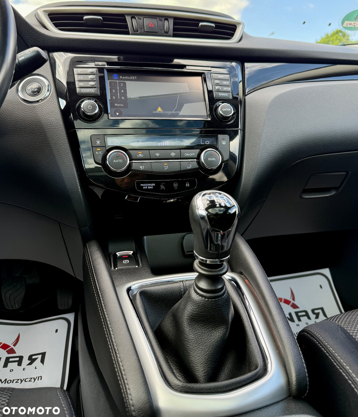 Nissan Qashqai 1.6 DIG-T Tekna - 26