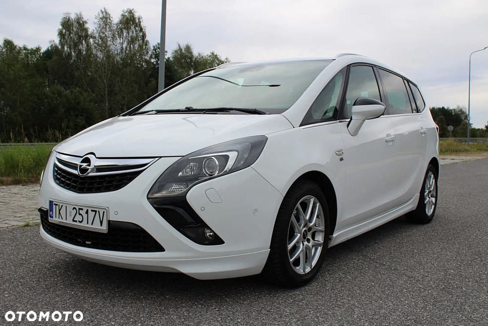 Opel Zafira 1.6 T SIDI Cosmo S&S EU6 - 2