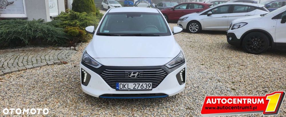 Hyundai IONIQ - 11