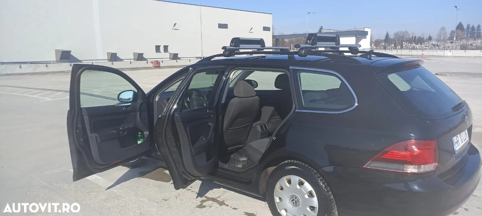Volkswagen Golf - 3