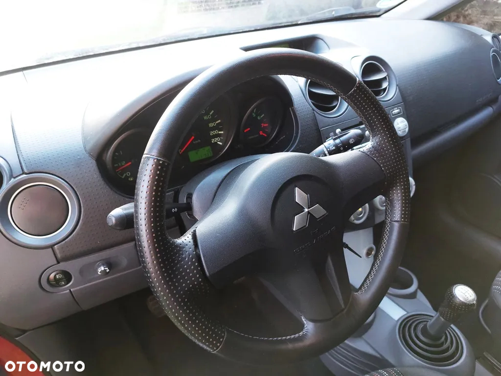 Mitsubishi Colt 1.3 Motion - 11