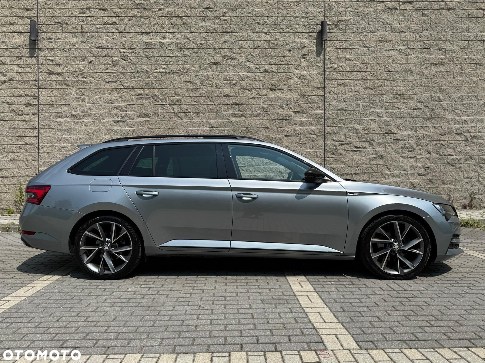 Skoda Superb 2.0 TDI DSG Sportline - 5